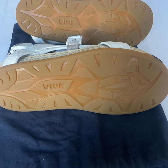Guaranteed Authentic Dior Men’s Atlas Sandals - White - Size 43 - New - Picture 10 of 10